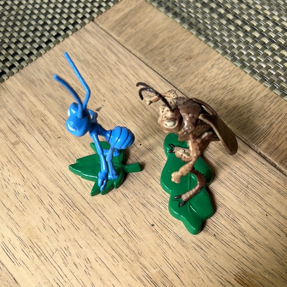 Set of Bug’s Life Die Cast figurines Flik & Hopper - Picture 6 of 9